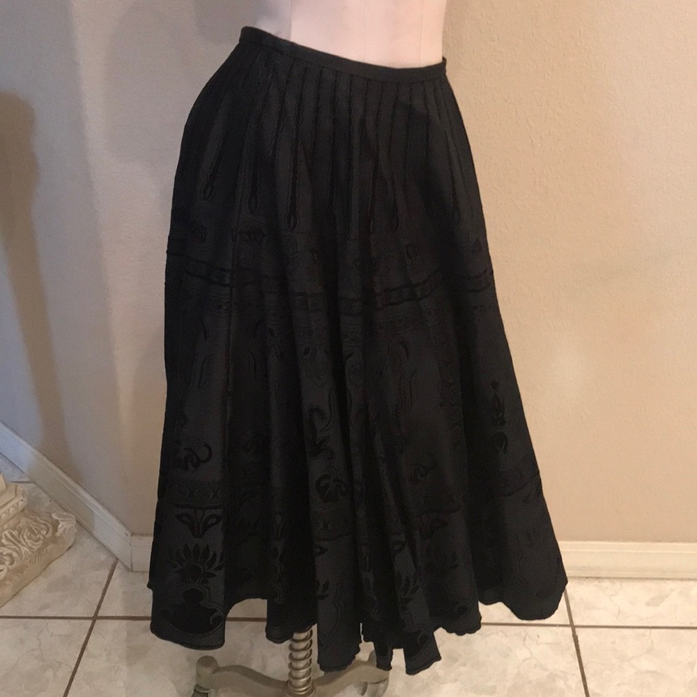 Sale ‼️J. R. Nites Full skirt